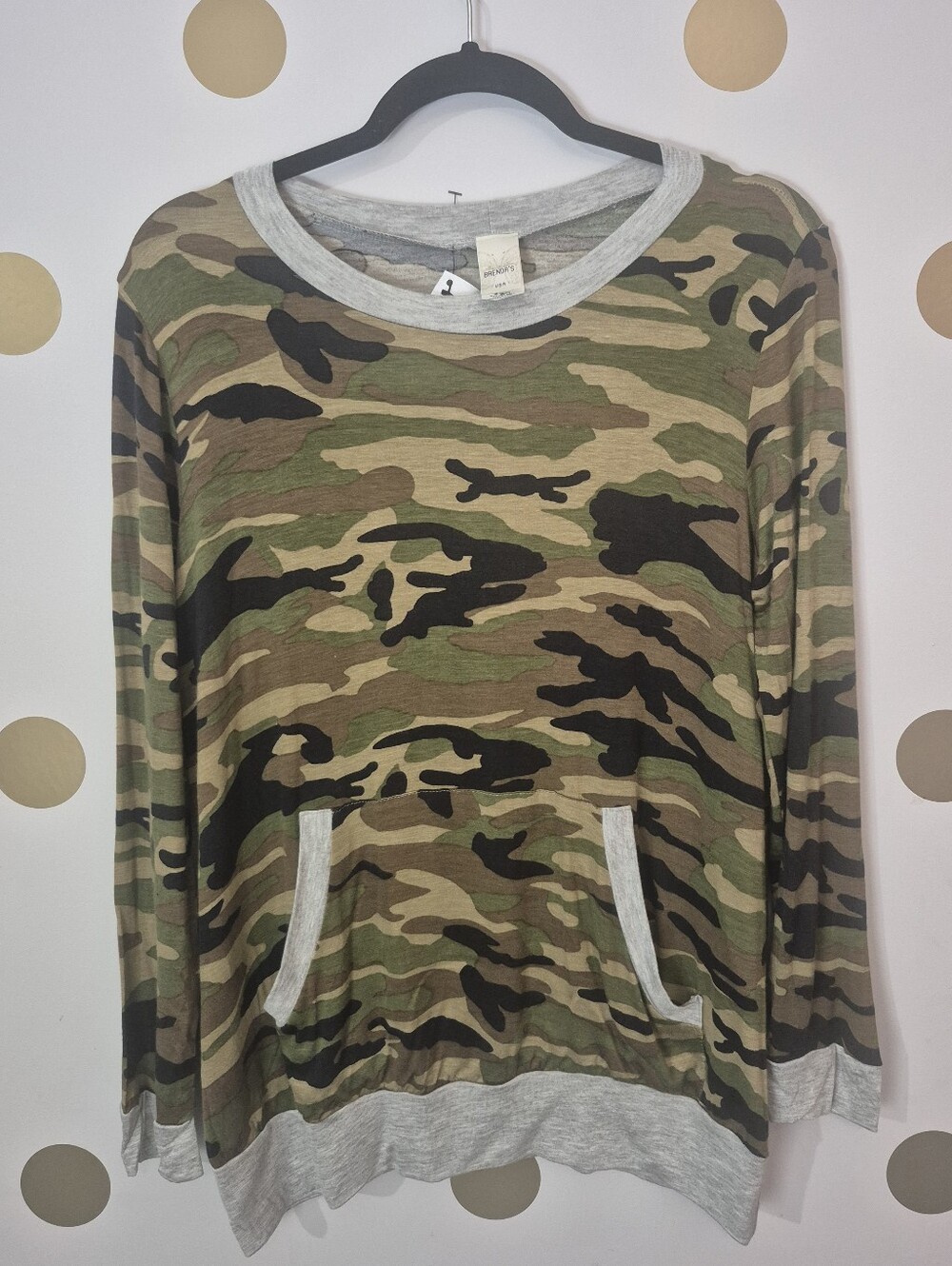 NWT Brenda's Camo Long Sleeve Top with Kangaroo Pocket
